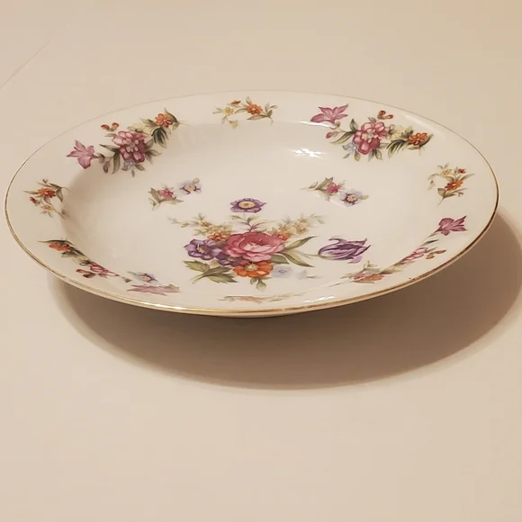 Harmony House Dresdania Plates - Picture 4 of 16